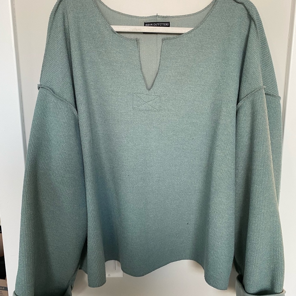 Oversized Urban Outfitters Seeater